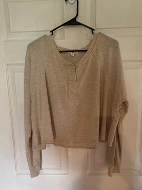 Relaxed Crewneck Crop Long-Sleeve Sweater